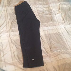 Lululemon crops